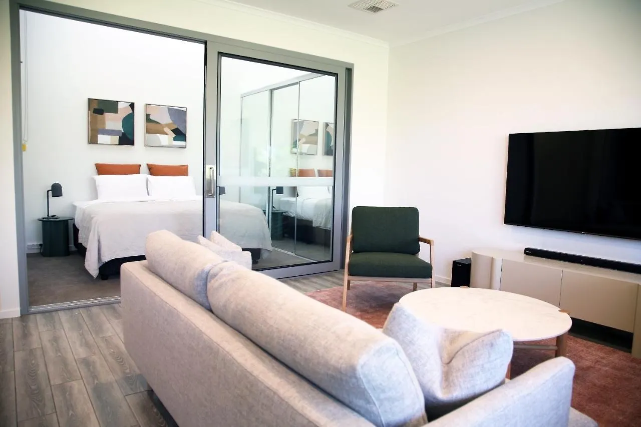 Hilton Executive Apartments Adelaide 0*,